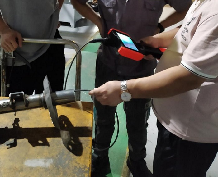 深圳市微視光電科技有限公司工業(yè)內窺鏡汽車減震器貯油筒檢測案例